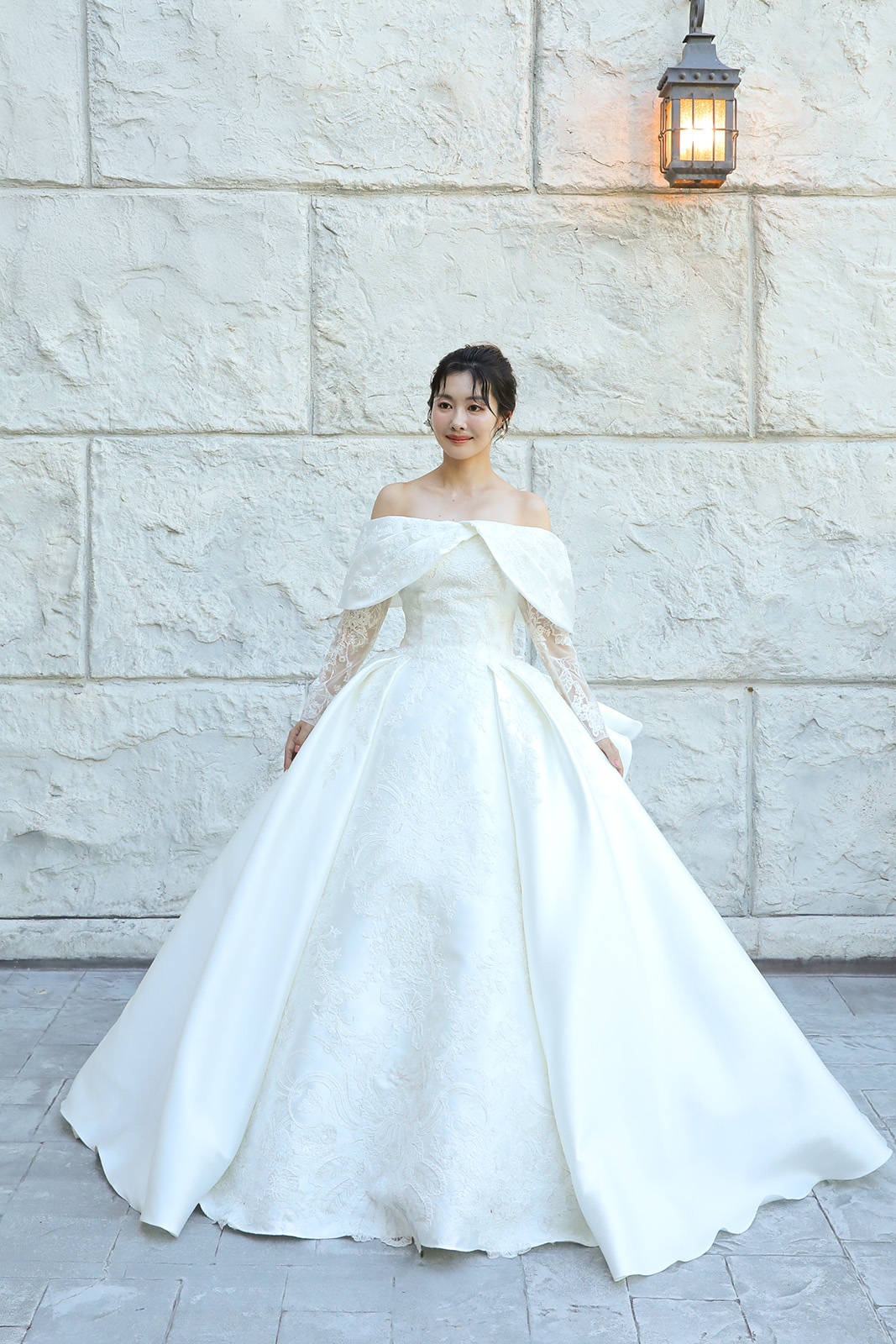 ウェディングドレス/タキシード/和装 | 岡山の結婚式場 彩音